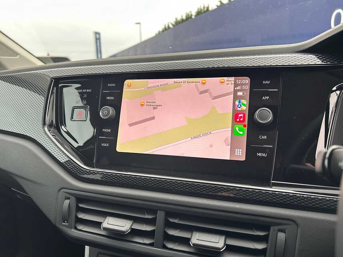 Volkswagen Polo 1.0 TSI (95ps) Match DSG + PARKING SENSORS
