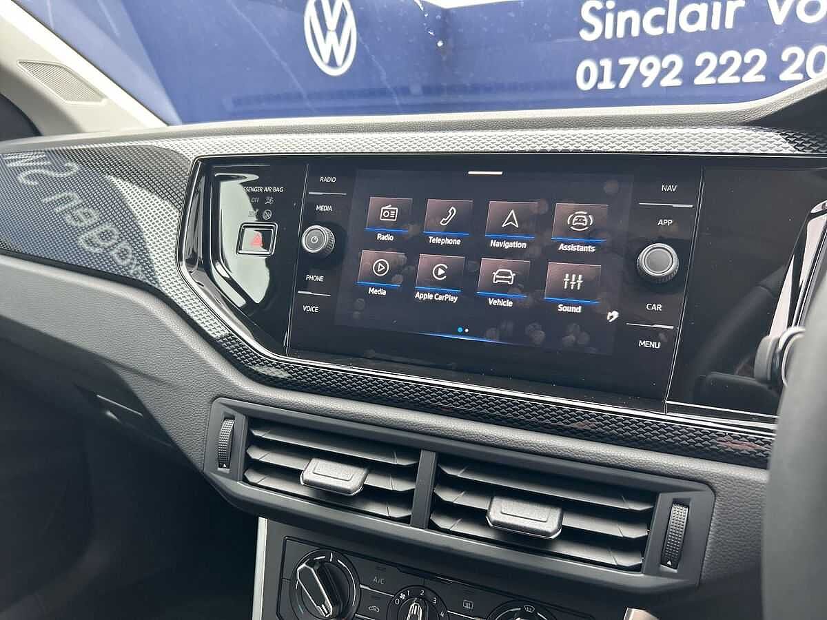 Volkswagen Polo 1.0 TSI (95ps) Match DSG + PARKING SENSORS