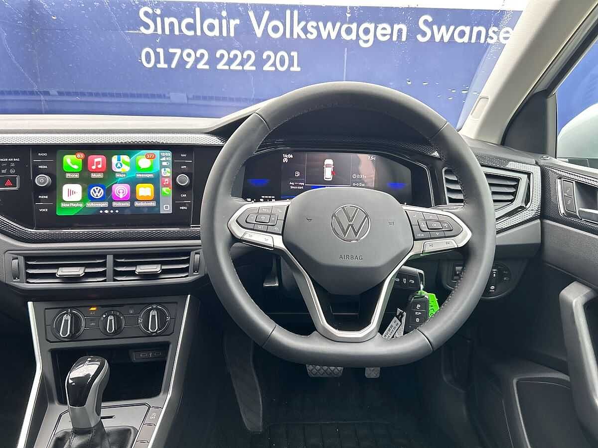 Volkswagen Polo 1.0 TSI (95ps) Match DSG + PARKING SENSORS