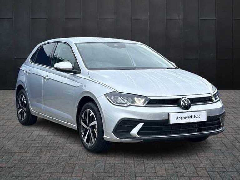 Volkswagen Polo 1.0 TSI (95ps) Match DSG + PARKING SENSORS