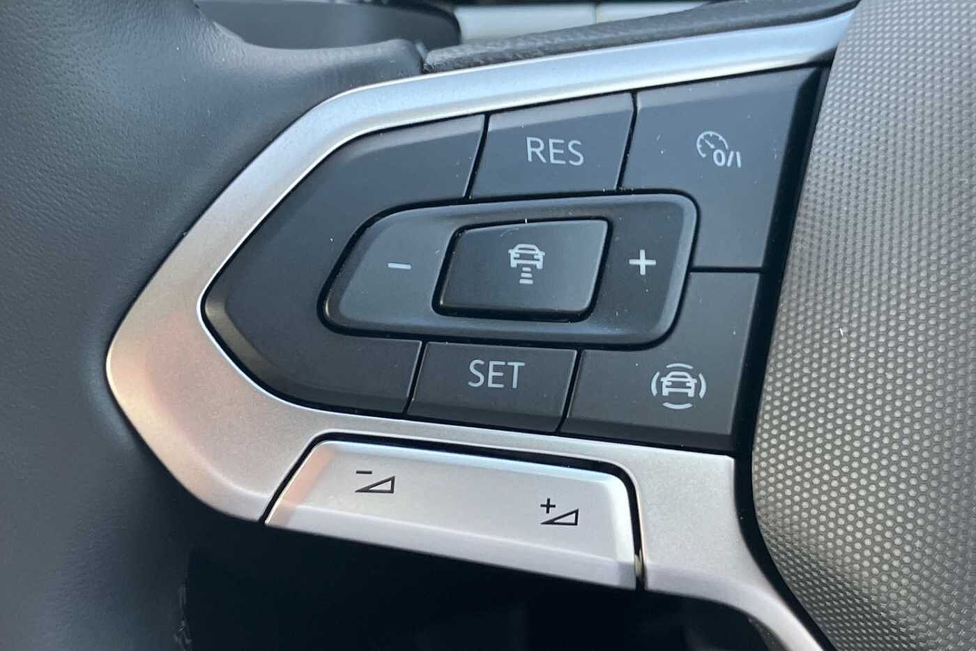 Volkswagen T-ROC 1.5 TSI (150ps) Match
