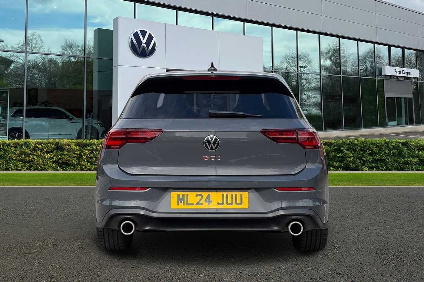 Volkswagen Golf GTI