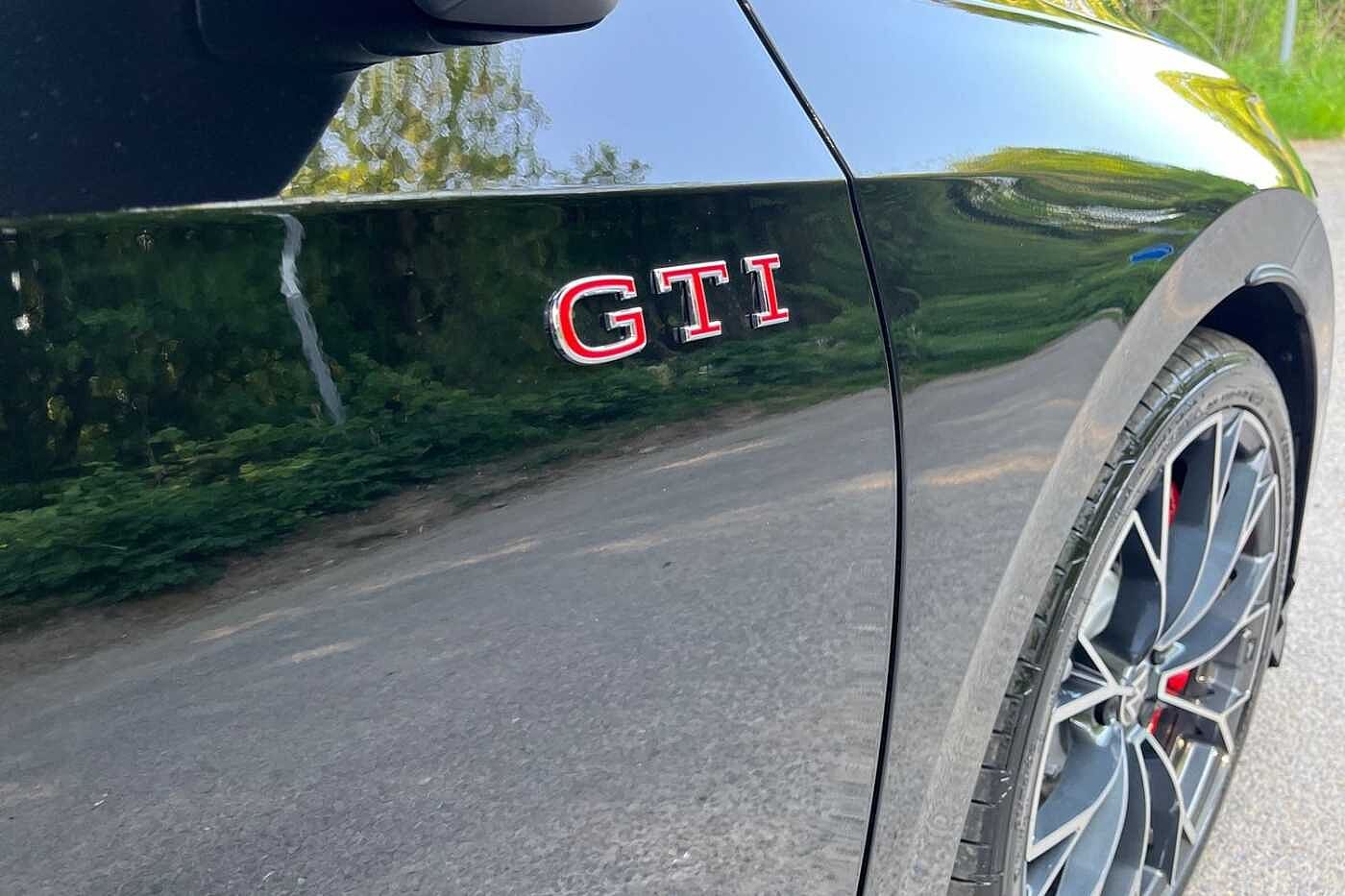 Volkswagen Golf 2.0 TSI GTI Clubsport Hatchback 5dr Petrol DSG Euro 6 (s/s) (300 ps)