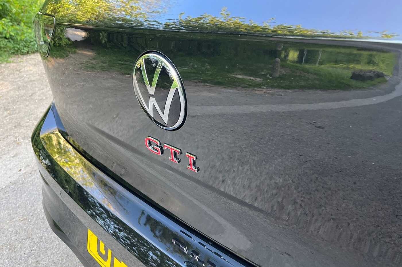 Volkswagen Golf 2.0 TSI GTI Clubsport Hatchback 5dr Petrol DSG Euro 6 (s/s) (300 ps)