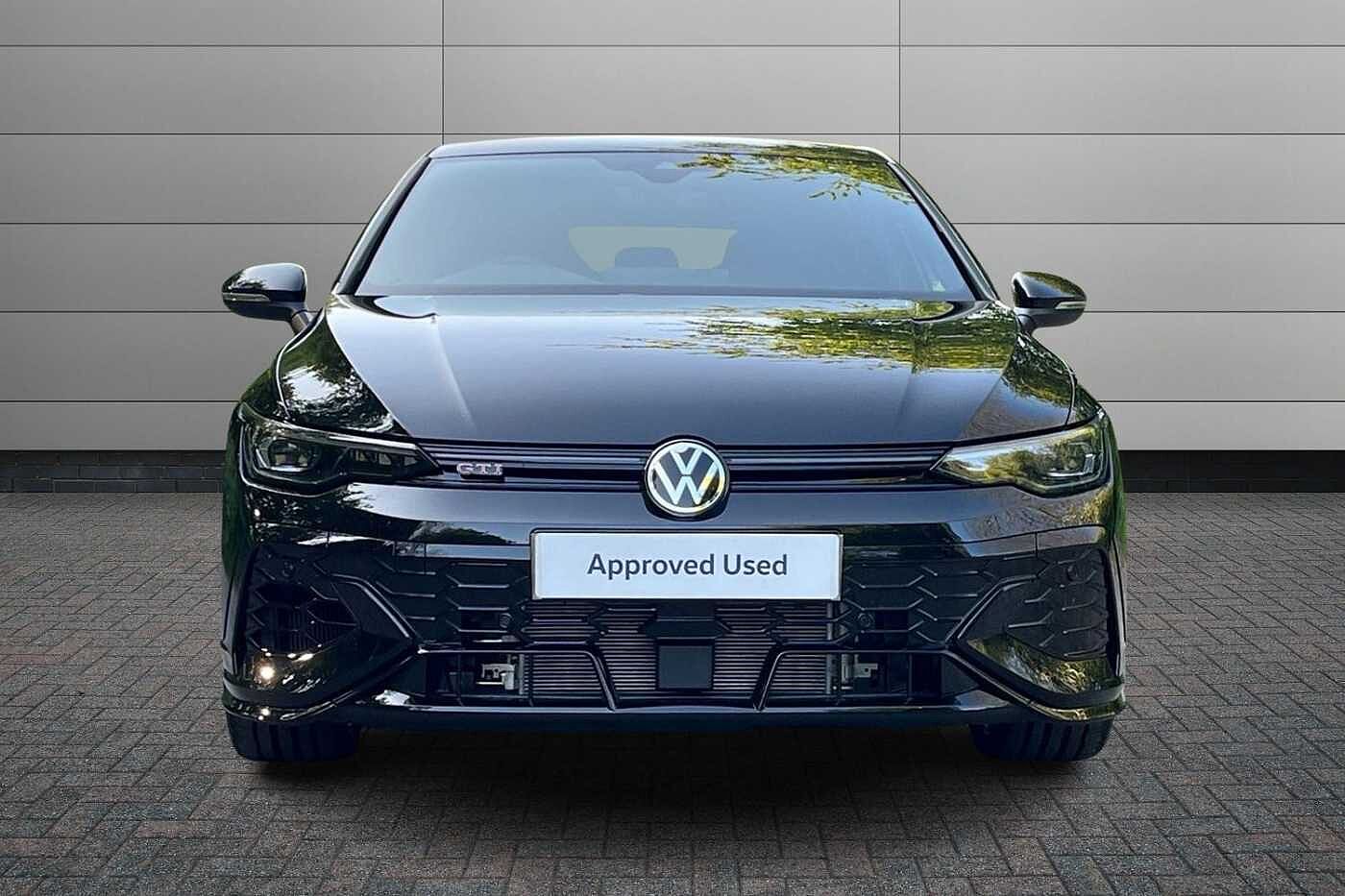 Volkswagen Golf 2.0 TSI GTI Clubsport Hatchback 5dr Petrol DSG Euro 6 (s/s) (300 ps)