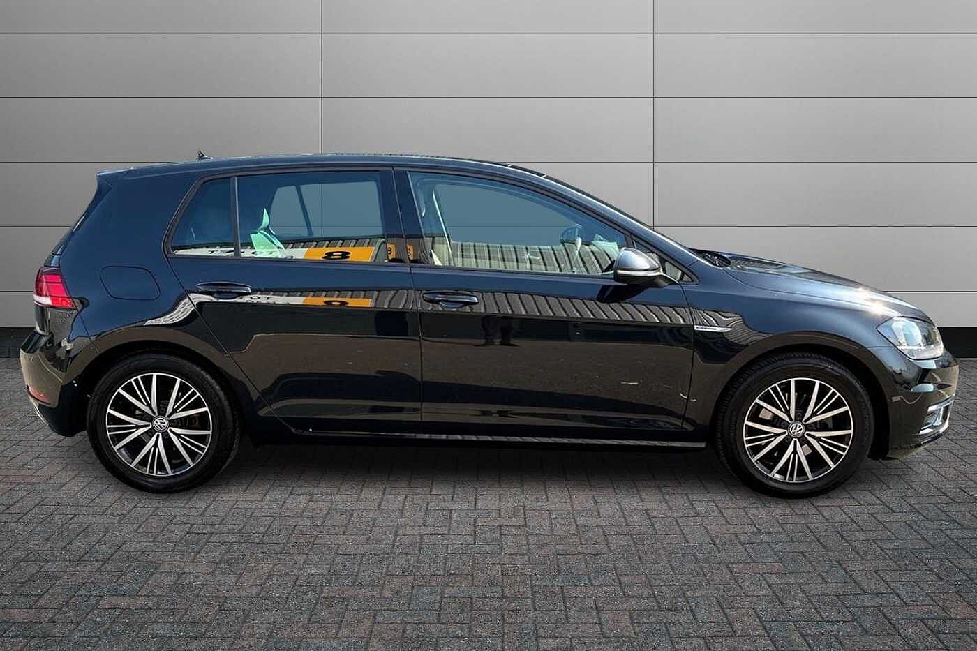 Volkswagen Golf 1.5 TSI EVO BlueMotion Tech SE Nav Hatchback 5dr Petrol DSG Euro 6 (s/s) (130 ps