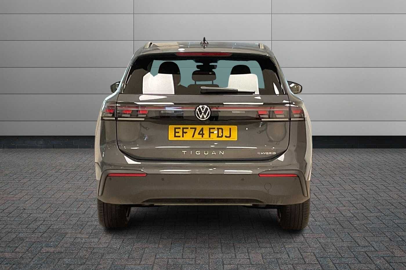 Volkswagen Tiguan 1.5 TSI eHybrid 19.7kWh Match SUV 5dr Petrol Plug-in Hybrid DSG Euro 6 (s/s) (20