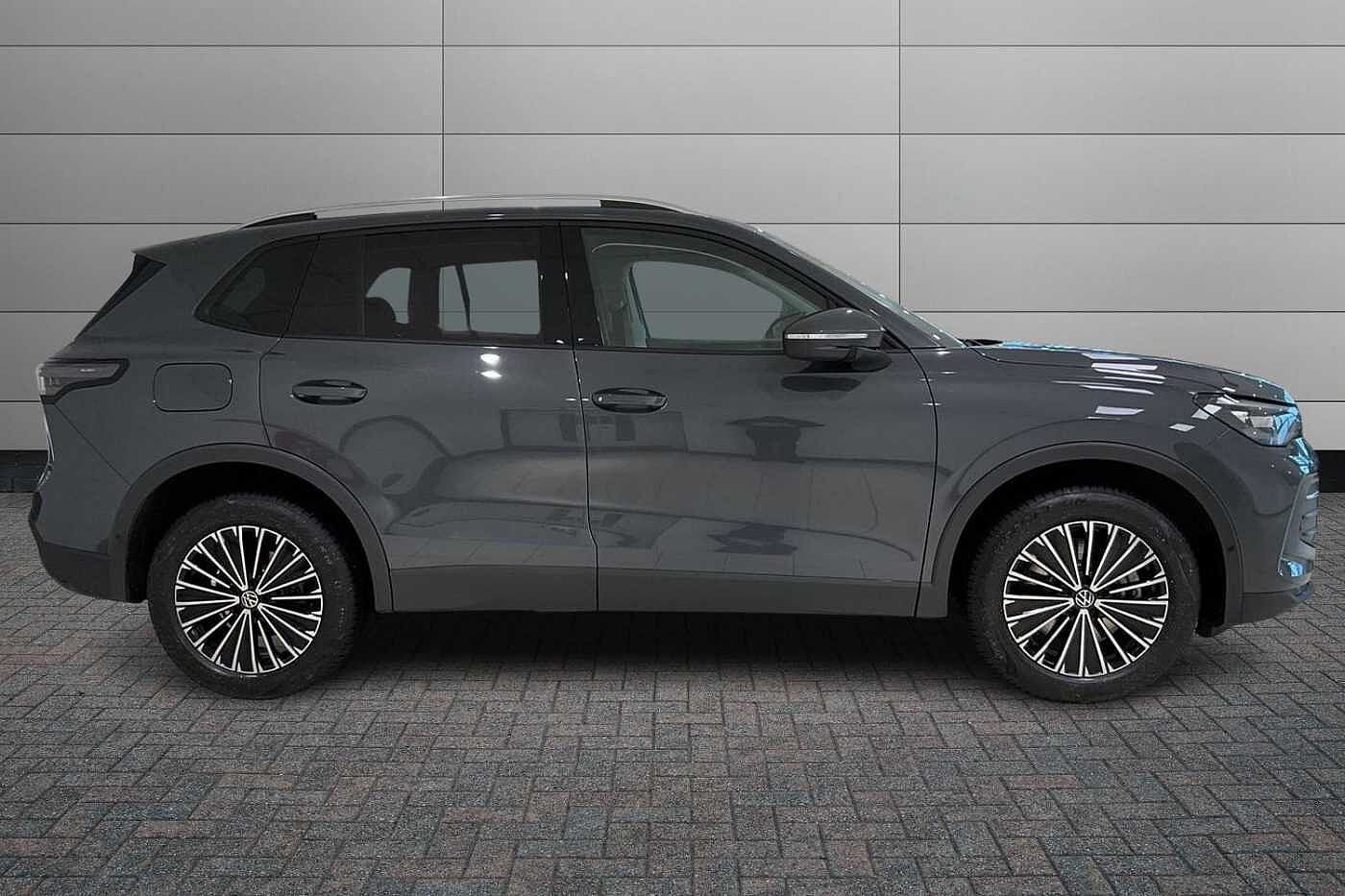Volkswagen Tiguan 1.5 TSI eHybrid 19.7kWh Match SUV 5dr Petrol Plug-in Hybrid DSG Euro 6 (s/s) (20