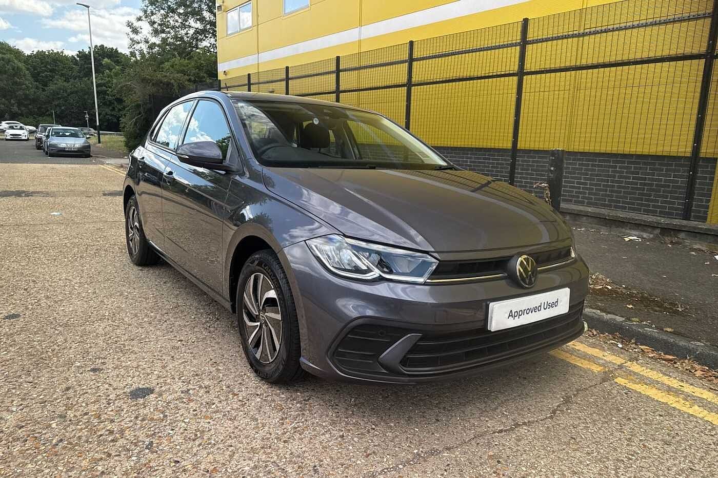 Volkswagen Polo 1.0 TSI Life Hatchback 5dr Petrol DSG Euro 6 (s/s) (95 ps)