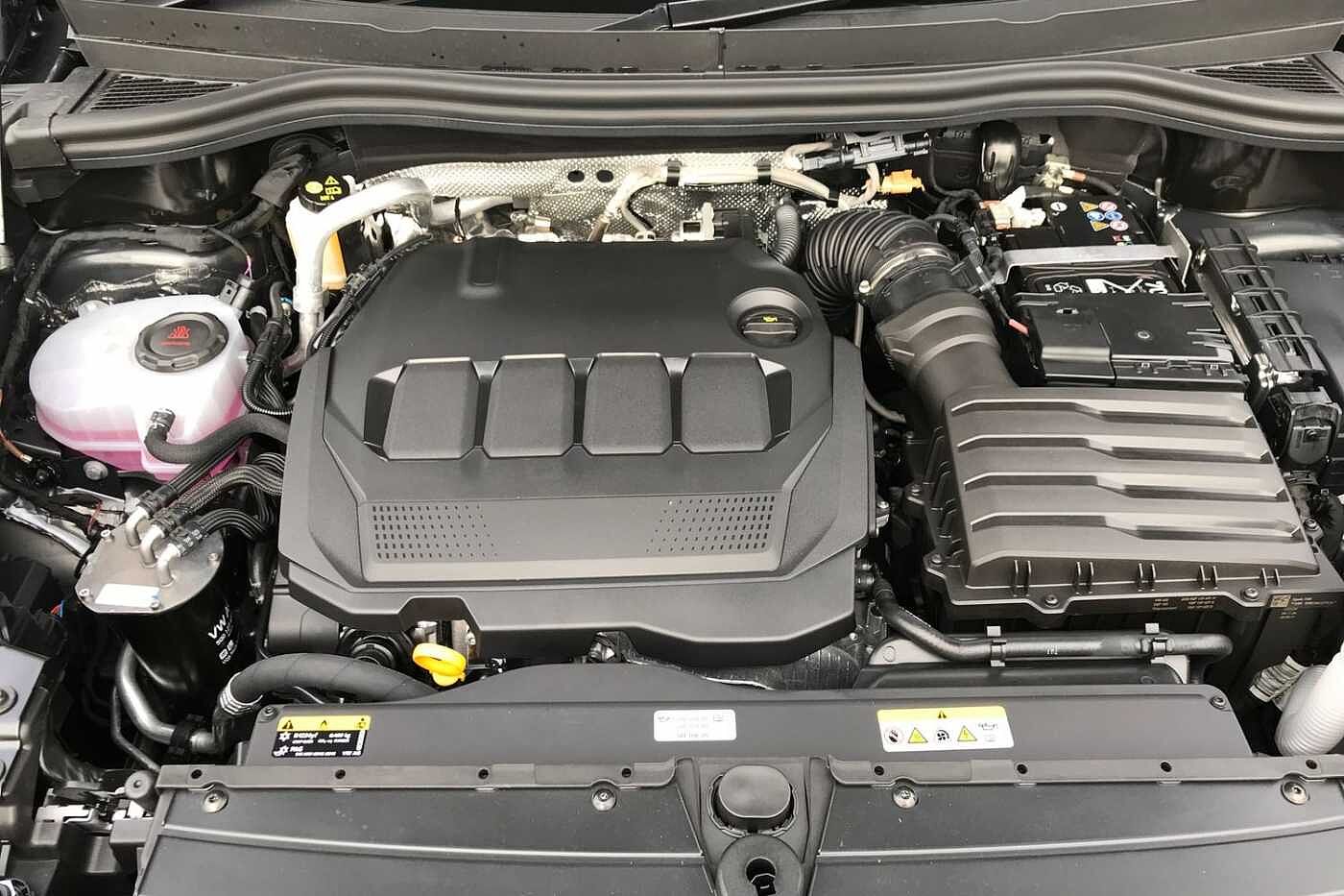 Volkswagen Tiguan 2.0 TDI R-Line SUV 5dr Diesel DSG Euro 6 (s/s) (150 ps)