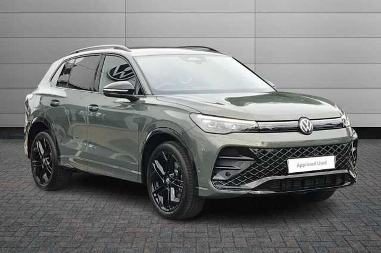 Volkswagen Tiguan 2.0 TDI R-Line SUV 5dr Diesel DSG Euro 6 (s/s) (150 ps)